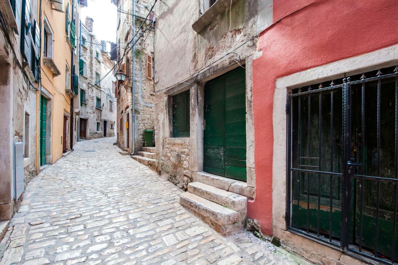 Studio Apartment Kris Rovinj Exterior photo